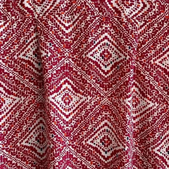 Ann Taylor Petite Red Diamond Print Speckled Tank Top, Size PMedium - Picture 15 of 16